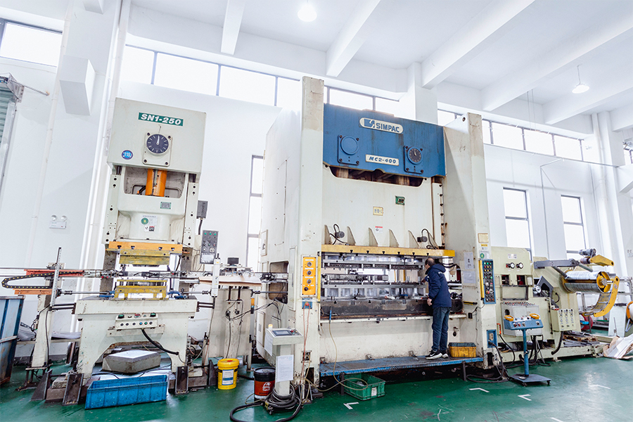 تجهیزات کارخانه